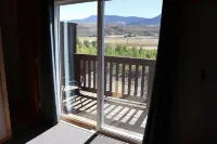 Yellowstone Valley Inn - Mountain view