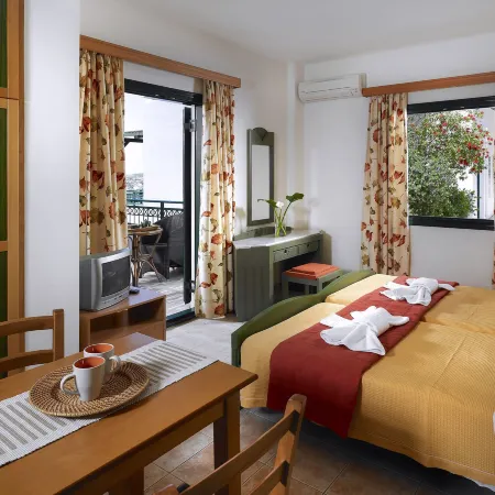Erivolos Studios & Apartments