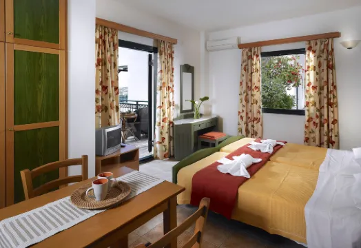 Erivolos Studios & Apartments
