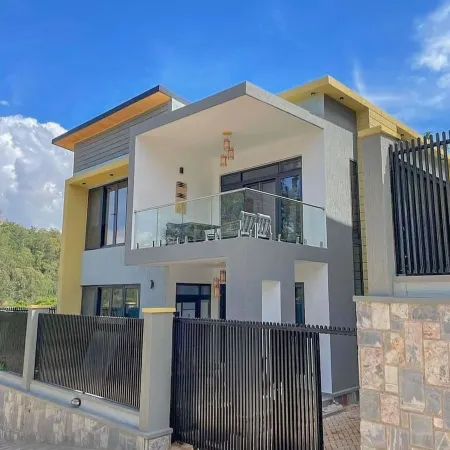 Iwacu Hotel