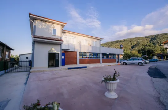 薩潘卡蓮花之家酒店