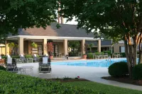 Merry Acres Inn - Pools