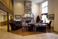 Swan Lake Resort - 3-Star