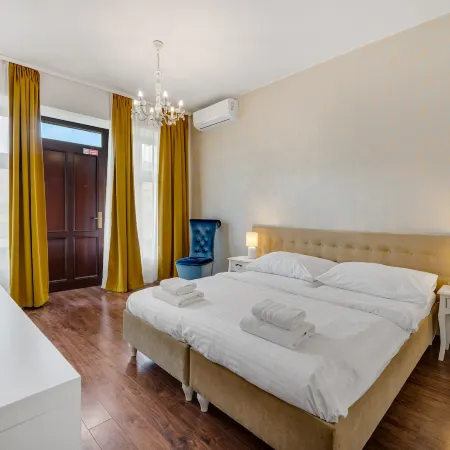 Garni Hotel VIRGO Отели рядом с достопримечательностью «Славин»