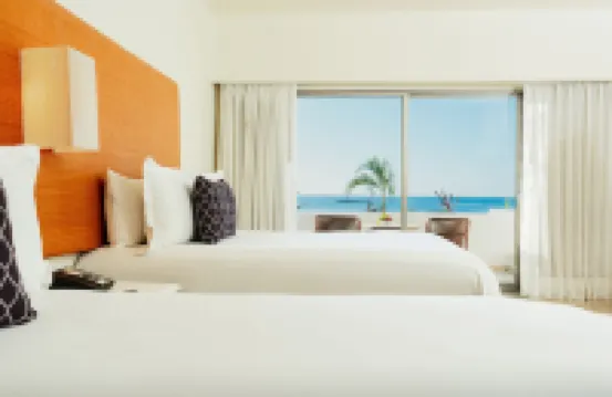 Camino Real Zaashila Huatulco