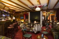 Hôtel du Bourg فنادق في Valmorel