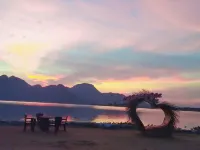 Monsane River Kwai Resort Hotels in Tha Muang