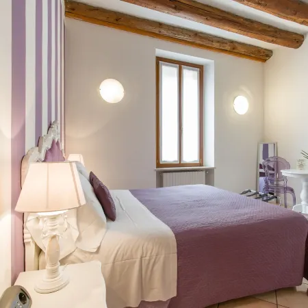 Giardino Giusti House & Court