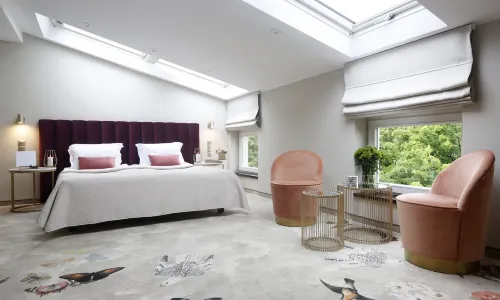 Queen Boutique Hotel