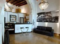 Ucciardhome Hotel