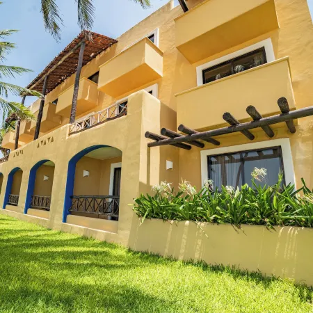 Reef Yucatán All Inclusive & Convention Center