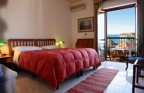 瑪格麗特SPA酒店