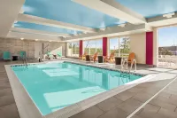 Home2 Suites by Hilton Woodbridge Potomac Mills Hotels in Woodbridge