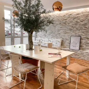 Town Hotel Wiesbaden - Kleines Privathotel in Bestlage Отели рядом с достопримечательностью «Стадион «Брита-Арена»»