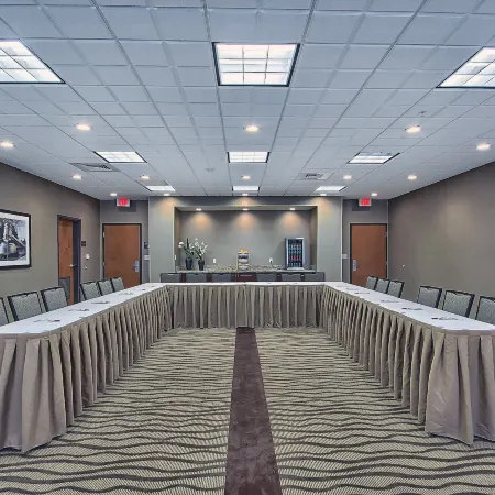 Comfort Suites Marietta-Parkersburg