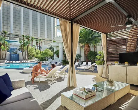Four Seasons Hotel Las Vegas Hotels in Paradise