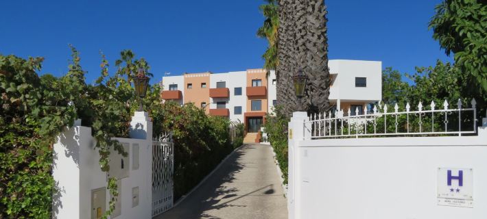 Hotel Alcaide ポルティマンのホテル