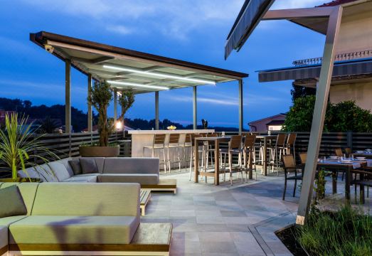 아파트먼트 테라니아 수영장