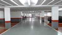 皮埃爾假日的科雷飯店 - 停車場
