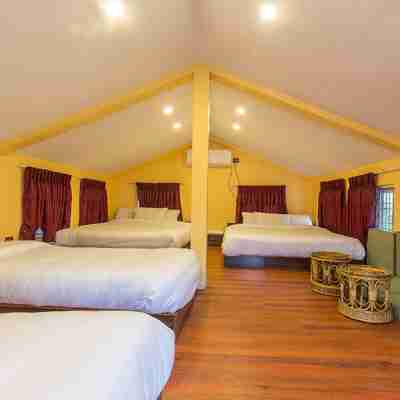 Midpoint Inn Resort Rooms