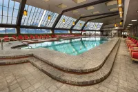 Nugget Casino Resort - Pools