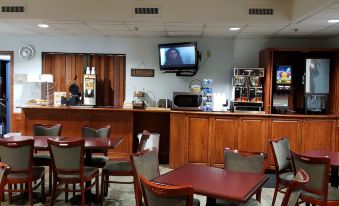 GrandStay Hotel & Suites Hastings