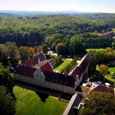 Hotel Jagdschloss Kranichstein Hotel Exterior