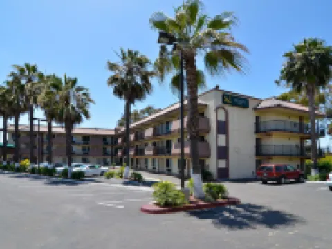 Quality Inn San Diego I-5 Naval Base Hotels near San Diego Convention Center