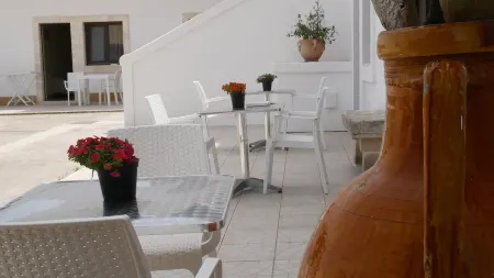 Masseria Lama d'Impisa Отели рядом с достопримечательностью «Сафари зоопарк»