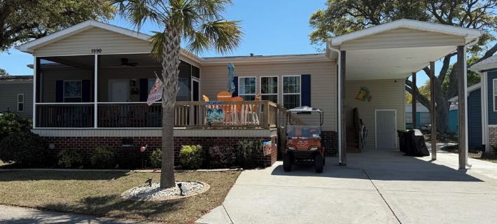 Lazy Pelican Beach House / Beach Bird Properties- Inside Oceanside Village Отели в г. Серфсайд Бич
