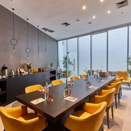Pullman Lima San Isidro