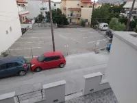 Rafkon Luxury Apartments - Myrina - parking