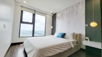Modern Condo Steps from Vincom Plaza