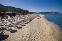 Le Tre Caravelle Hotel Отели в г. Палинуро