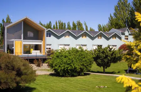 Apart Hotel Jardín Отели в г. Эль Калафате