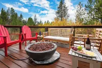 River Meadows by AvantStay Near River w Hot Tub Access to Private Boat Ramp