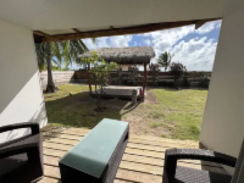 Te Mao Hotels in Rangiroa