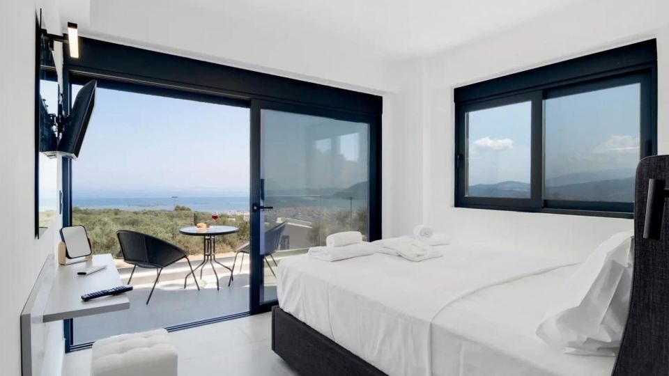 Villa Andria With 5 Bedrooms and 5 Bathrooms