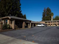 Sterling Inn Hotels near eBay Inc.