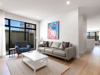 Townhouse on Tod Glenelg North
