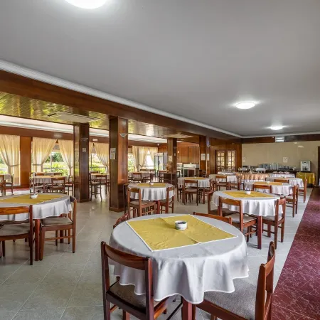 Hotel Colmeia