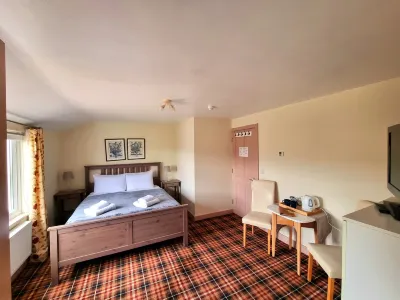 Oak Tree Rooms Ltd Hotel di 