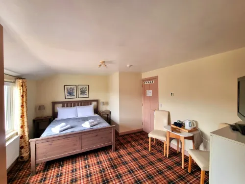 Oak Tree Rooms Ltd Hotels in Sway