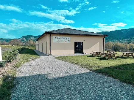 Charda Spa Отели в г. Понти