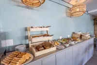 Plett Quarter Hotel - Lion Roars Hotels & Lodges - Desayuno