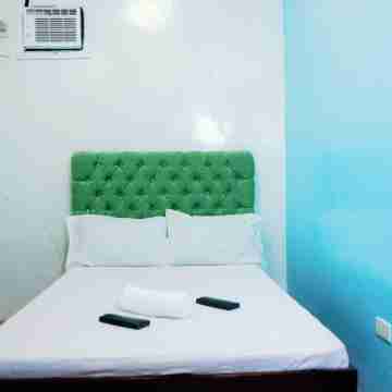 Rb's Three Storey House Rooms