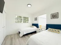 NEW Luxury 5BR Villa Private Pool BBQ Game Room