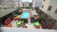 Sunrise Hotel Cameria - piscina