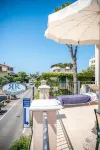 Riviera Residence - Airport Shuttle