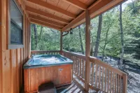 Wandering Creek - 2 Bedrooms, 1 Baths, Sleeps 6 Cabin by RedAwning